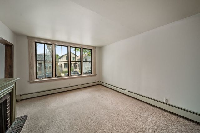 3517 S Lowe Avenue, Chicago, IL 60609