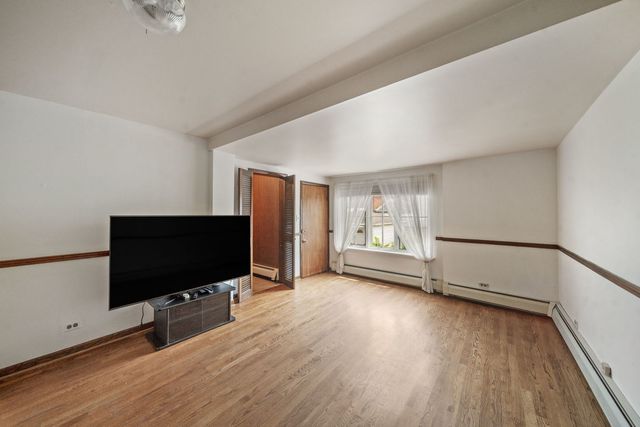 3517 S Lowe Avenue, Chicago, IL 60609