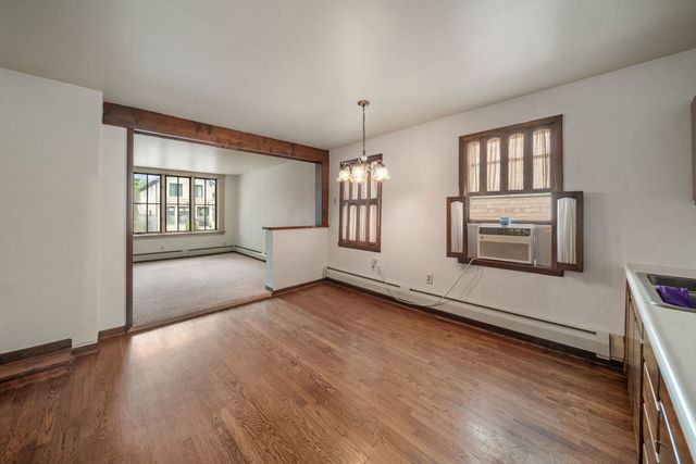 3517 S Lowe Avenue, Chicago, IL 60609