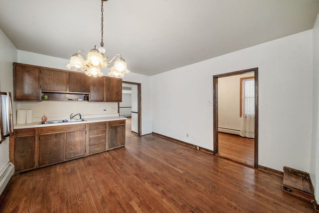 3517 S Lowe Avenue, Chicago, IL 60609
