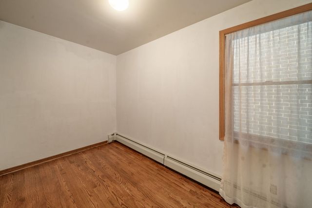 3517 S Lowe Avenue, Chicago, IL 60609