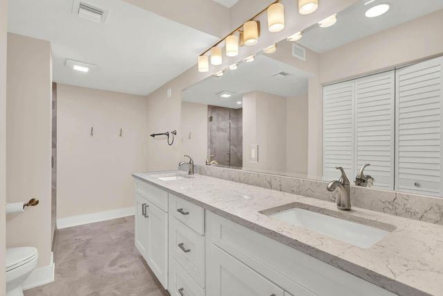1950 SW Palm City Road 14-305, Stuart, FL 34994