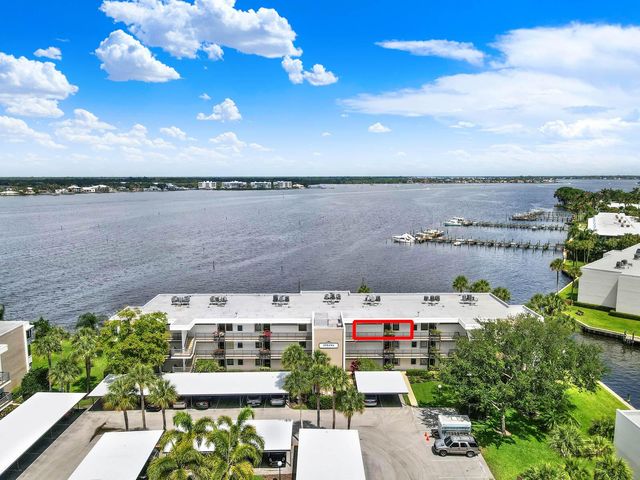 1950 SW Palm City Road 14-305, Stuart, FL 34994