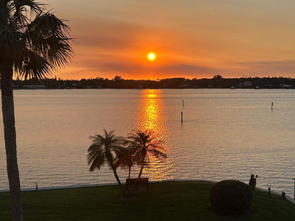1950 SW Palm City Road 14-305, Stuart, FL 34994