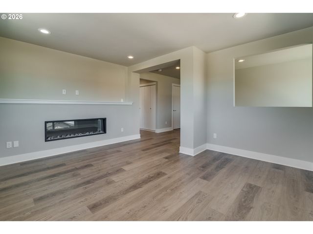 6802 Se Genrosa St, Hillsboro, OR 97129