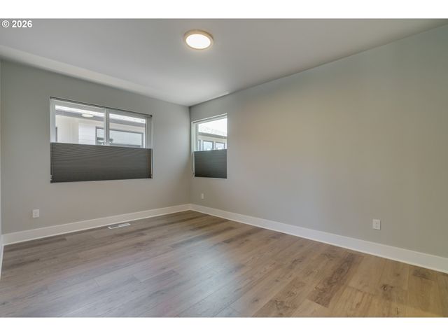 6802 Se Genrosa St, Hillsboro, OR 97129