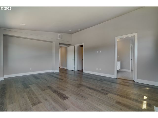 6802 Se Genrosa St, Hillsboro, OR 97129