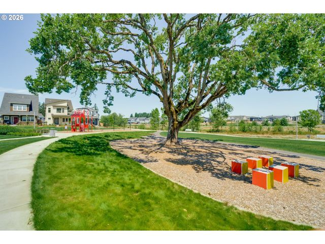 6802 Se Genrosa St, Hillsboro, OR 97129