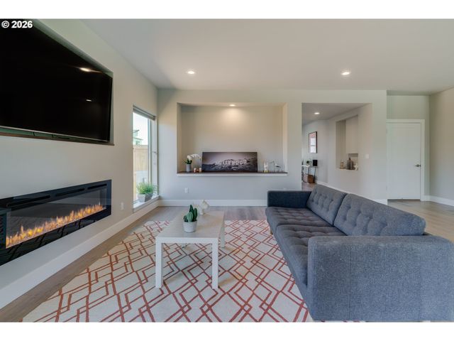 6802 Se Genrosa St, Hillsboro, OR 97129