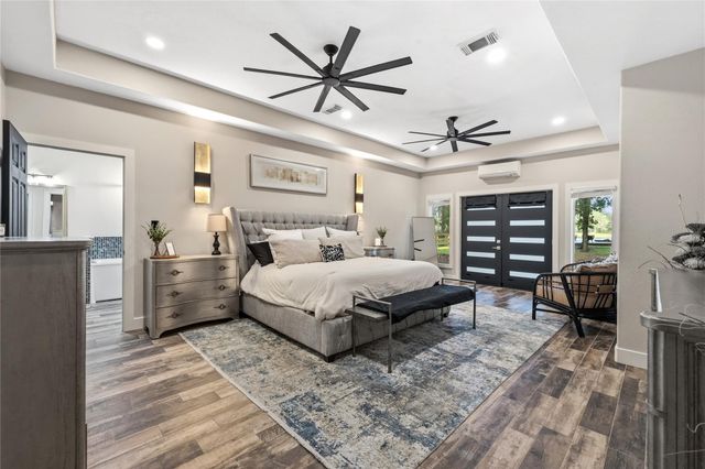 1418 Sendera Ranch Drive, Magnolia, TX 77354