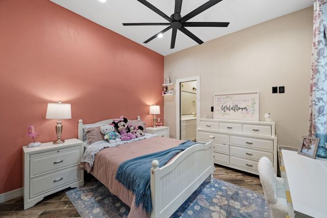 1418 Sendera Ranch Drive, Magnolia, TX 77354