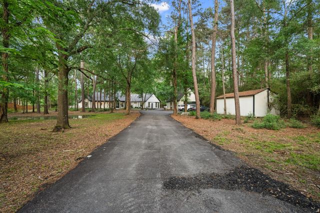 1418 Sendera Ranch Drive, Magnolia, TX 77354