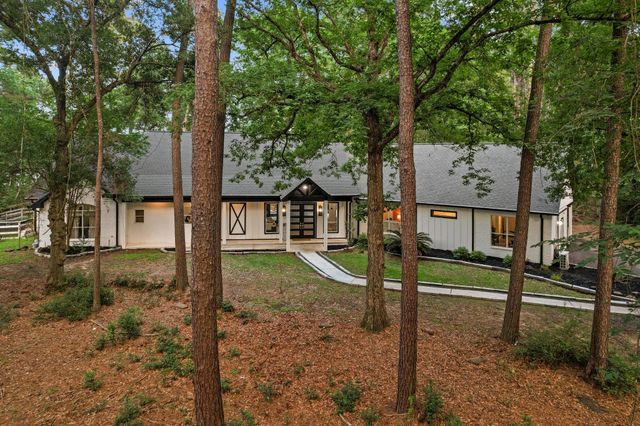 1418 Sendera Ranch Drive, Magnolia, TX 77354