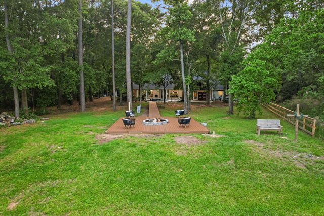 1418 Sendera Ranch Drive, Magnolia, TX 77354