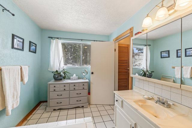 2300 Clugston Onion Creek Rd, Colville, WA 99114