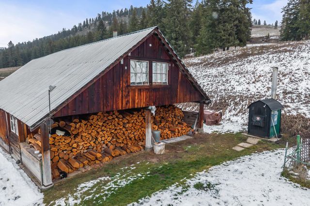 2300 Clugston Onion Creek Rd, Colville, WA 99114