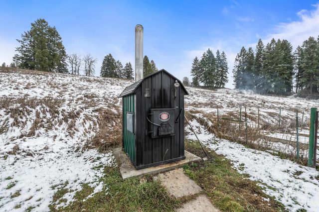 2300 Clugston Onion Creek Rd, Colville, WA 99114