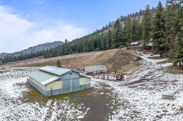 2300 Clugston Onion Creek Rd, Colville, WA 99114