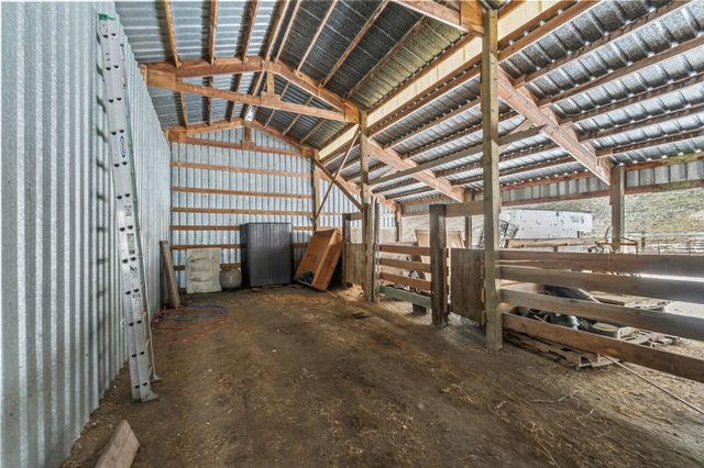 2300 Clugston Onion Creek Rd, Colville, WA 99114