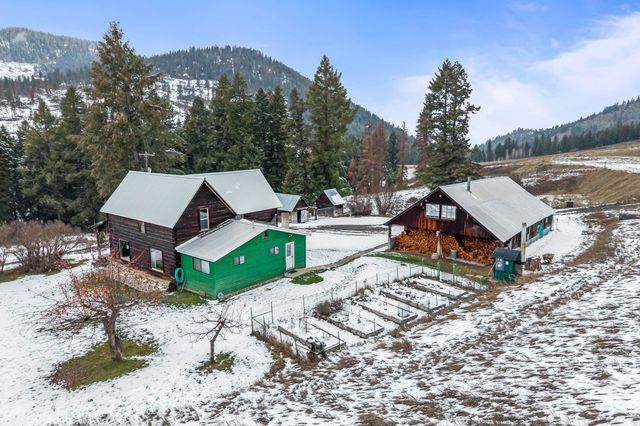 2300 Clugston Onion Creek Rd, Colville, WA 99114