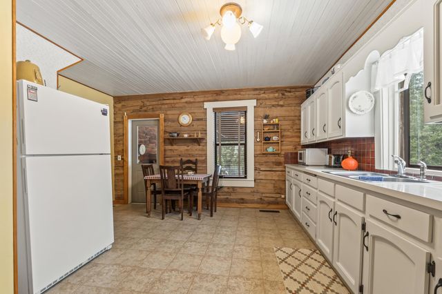 2300 Clugston Onion Creek Rd, Colville, WA 99114