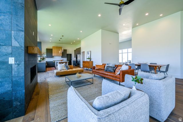 7371 W SUMMIT CREST CIR, Herriman, UT 84096