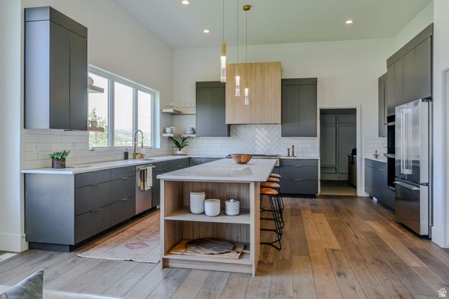 7371 W SUMMIT CREST CIR, Herriman, UT 84096