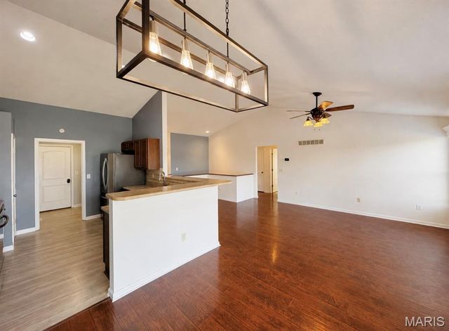 18405 Walnut Grove Court, Wright City, MO 63390