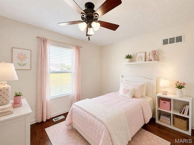 18405 Walnut Grove Court, Wright City, MO 63390