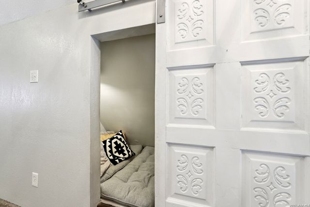 122 Nueces, Seguin, TX 78155