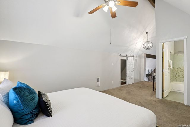 122 Nueces, Seguin, TX 78155