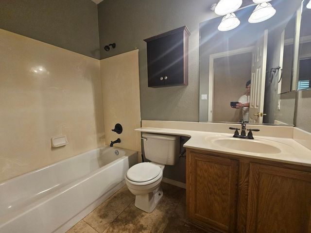 1867 E Brentrup Drive, Tempe, AZ 85283