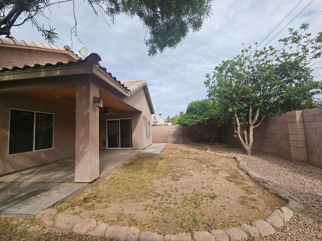 1867 E Brentrup Drive, Tempe, AZ 85283