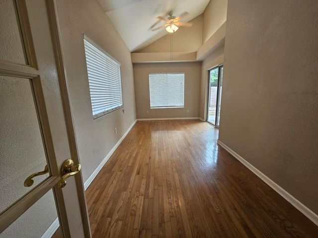 1867 E Brentrup Drive, Tempe, AZ 85283