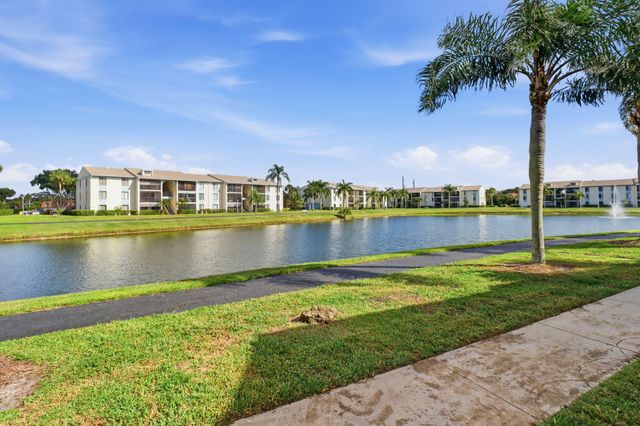 1102 Green Pine Boulevard A1, West Palm Beach, FL 33409