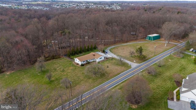 720 W WATERSVILLE RD, Mount Airy, MD 21771