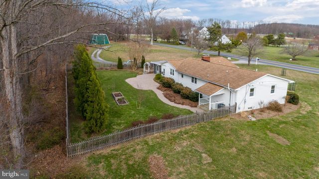 720 W WATERSVILLE RD, Mount Airy, MD 21771