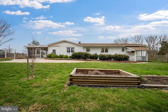 720 W WATERSVILLE RD, Mount Airy, MD 21771