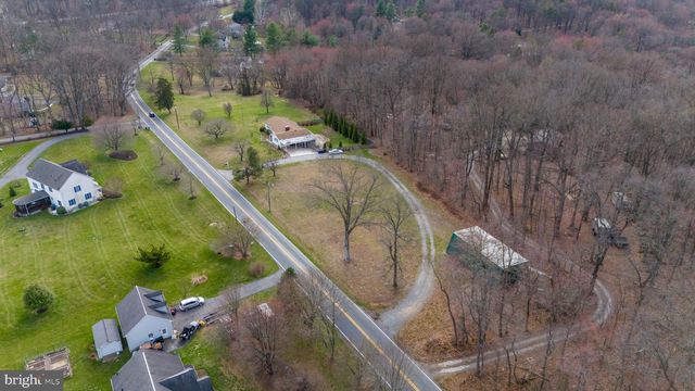 720 W WATERSVILLE RD, Mount Airy, MD 21771