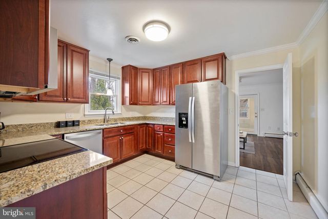 720 W WATERSVILLE RD, Mount Airy, MD 21771