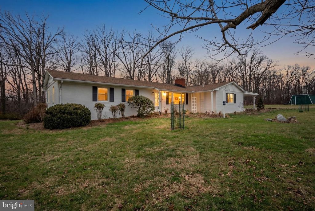 720 W WATERSVILLE RD, Mount Airy, MD 21771