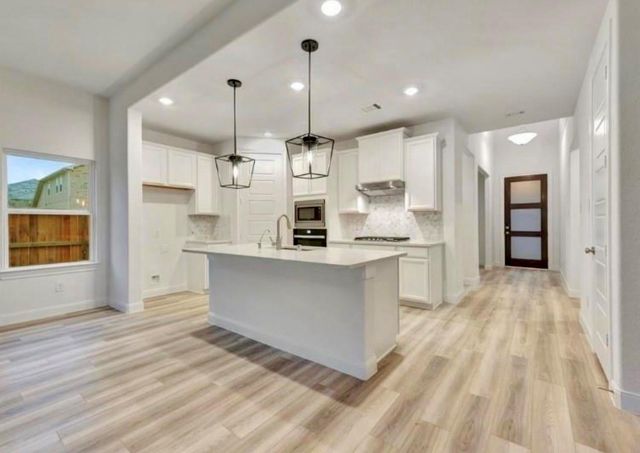 1927 Darlington Oak Drive, Conroe, TX 77304