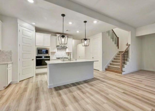 1927 Darlington Oak Drive, Conroe, TX 77304