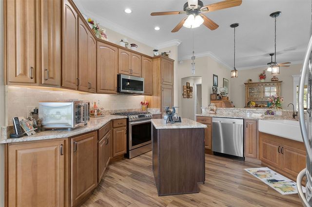 5870 FLINT LOOP, The Villages, FL 32163