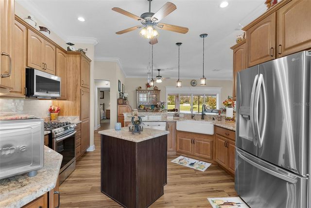5870 FLINT LOOP, The Villages, FL 32163