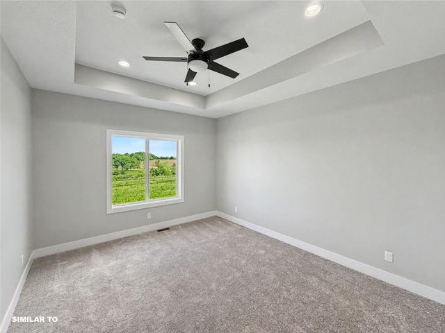2938 Lake Hill Drive, Des Moines, IA 50320
