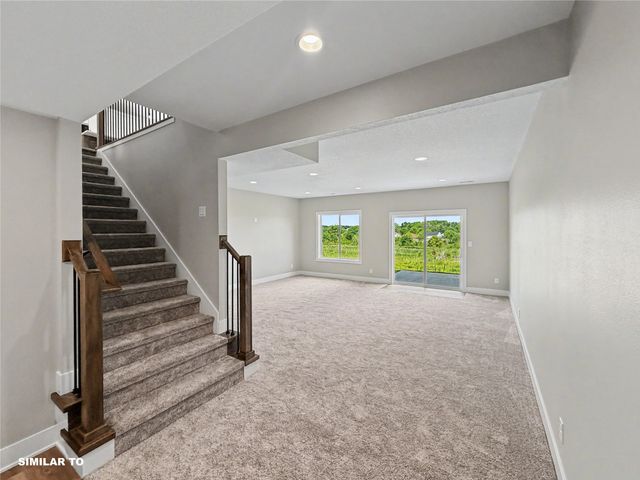 2938 Lake Hill Drive, Des Moines, IA 50320