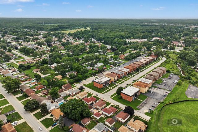 12855 Crestbrook Court, Crestwood, IL 60418