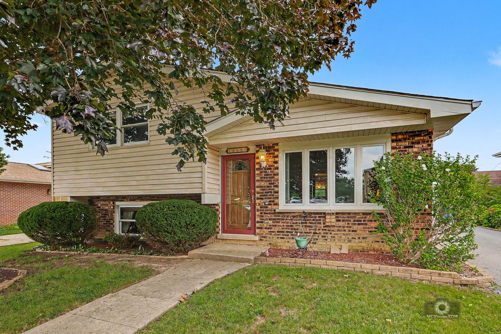 12855 Crestbrook Court, Crestwood, IL 60418