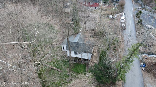 25 Harper Street, Lake Peekskill, NY 10537
